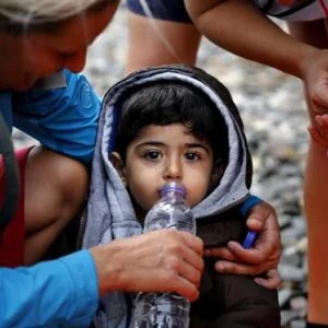 اليوم العالمي للطفل: ضمان صحة الأطفال اللاجئين في ظل عالم مليء بالتحديات